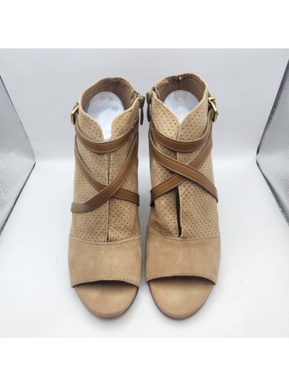 Franco Sarto Brown Leather Upper Peep Toe Strappy Buckle Cuban Heel Siz 9 M USED - Picture 7 of 10